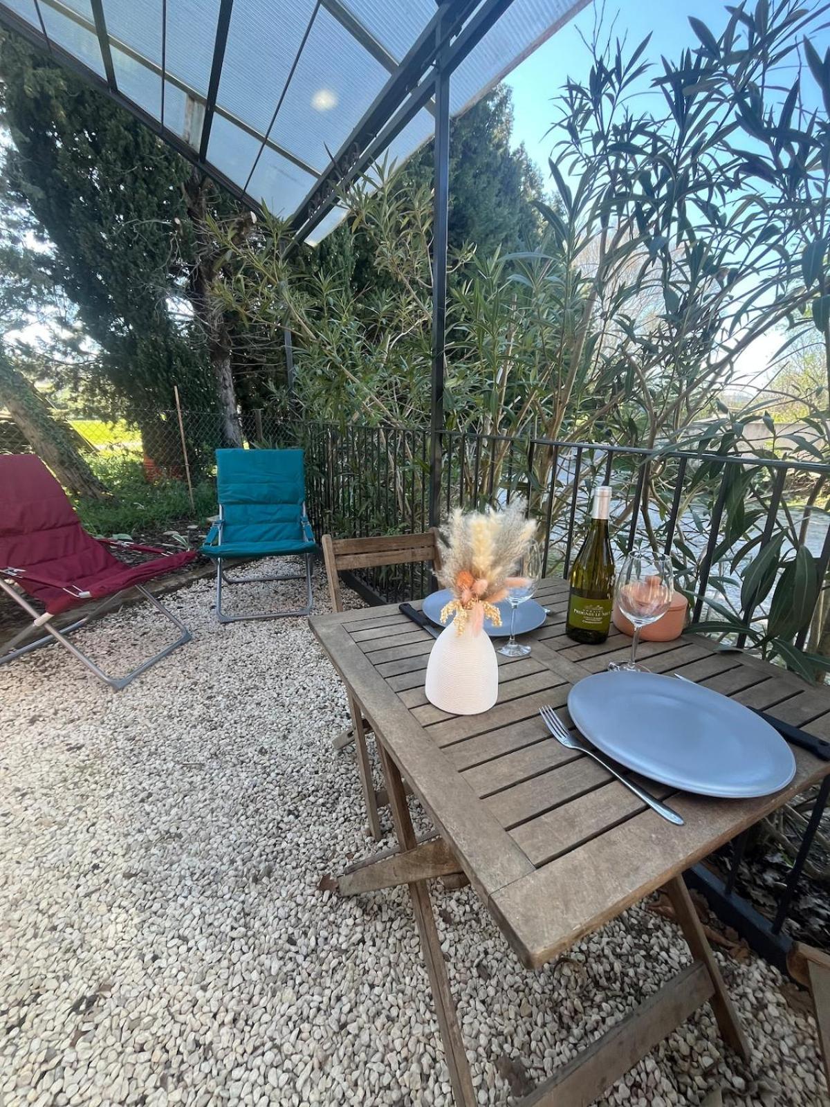 Studio Cosy Avec Climatisation Et Terrasse Malataverne Exteriör bild